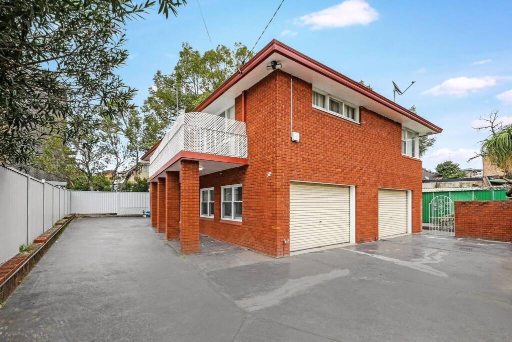 Bexley Near Train Shopping Airport With Pool 11Ppl Ground Floor *