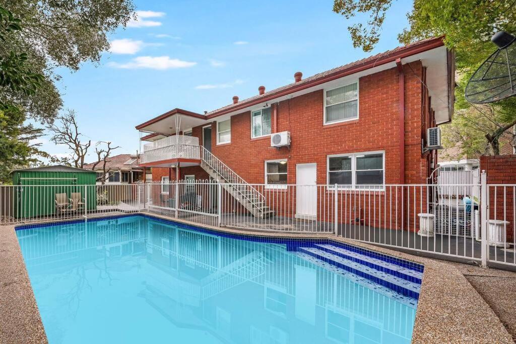Bexley Near Train Shopping Airport With Pool 11Ppl Ground Floor